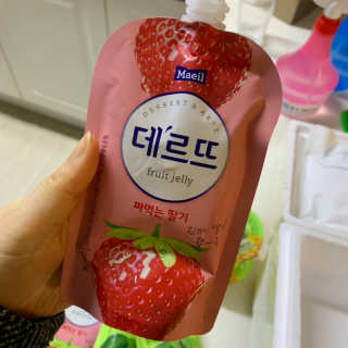 데르뜨 떠먹는 과일 3종, 짜먹는 과일 2종 총 10개 체험 — 4.5점을 준 리뷰어가 2020년 3월 올린 사용 사진