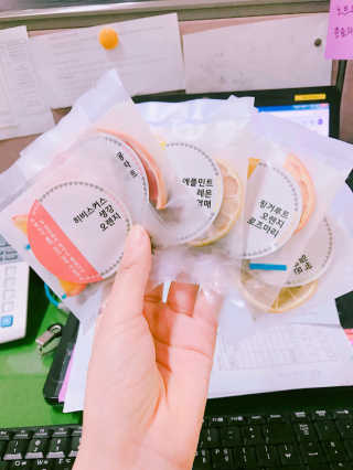 더THE담다 디톡스 워터 팩 500ml 5개 — 4점을 준 리뷰어가 2017년 3월 올린 사용 사진