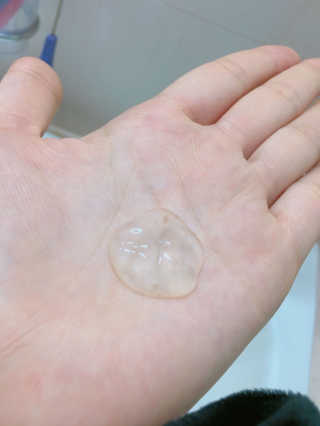 비밀 프리미엄 이너클렌저 - 로즈골드 — 3.83점을 준 리뷰어가 2018년 3월 올린 사용 사진