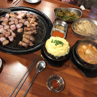 [육욕주의 트리플스트리트점] 55,000원 이용권 — 4.5점을 준 리뷰어가 2019년 9월 올린 사용 사진