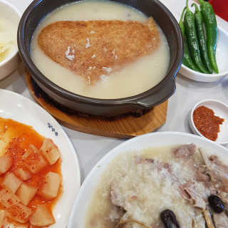 [장수촌 의왕청계점] 누룽지오리백숙 2인 — 5점을 준 리뷰어가 2019년 10월 올린 사용 사진