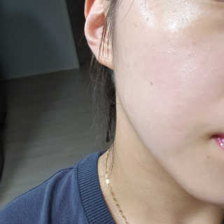 지고트 산양유 화이트닝 크림 70ml — 3.5점을 준 리뷰어가 2019년 8월 올린 사용 사진
