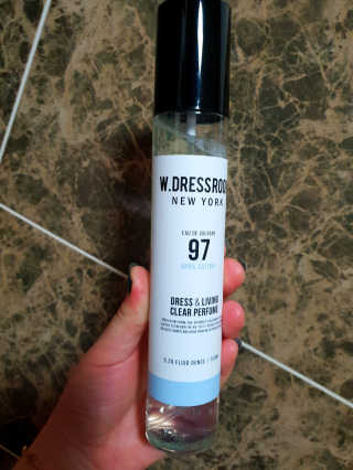 더블유드레스룸 드레스퍼퓸 150ml — 4.33점을 준 리뷰어가 2018년 8월 올린 사용 사진