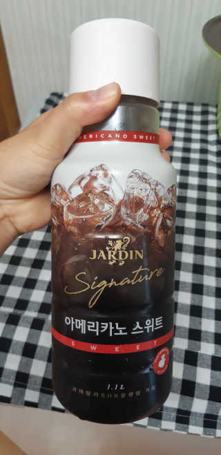 (주)쟈뎅 쟈뎅 시그니처 아메리카노 1.1L — 5점을 준 리뷰어가 2018년 8월 올린 사용 사진