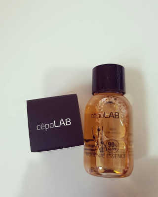 세포랩 바이오제닉 에센스 30ml 특별팩 — 4.33점을 준 리뷰어가 2018년 5월 올린 사용 사진