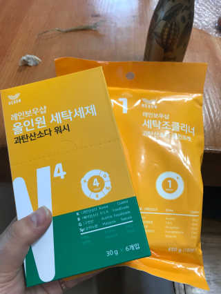 레인보우샵 올인원 세탁세제 스틱포 6개입 + 세탁조클리너 — 5점을 준 리뷰어가 2018년 3월 올린 사용 사진