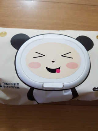 달곰이 물티슈 — 5점을 준 리뷰어가 2017년 10월 올린 사용 사진