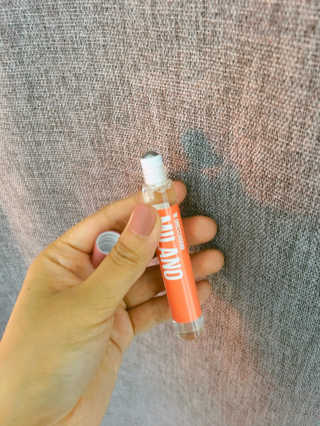 더블유드레스룸 롤 온 퍼퓸EDT 10ml — 4.83점을 준 리뷰어가 2018년 10월 올린 사용 사진