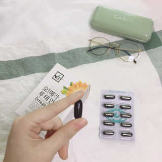 네츄럴굿띵스 오!메가루테인 60일분 — 5점을 준 리뷰어가 2019년 4월 올린 사용 사진