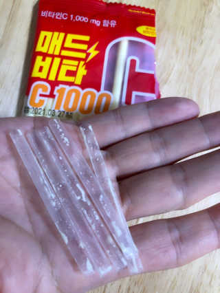 매드비타C 1000 — 4.5점을 준 리뷰어가 2019년 4월 올린 사용 사진
