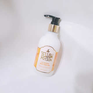 바디홀릭 인샤워 바디퍼퓸 옐로우포션 250ML — 5점을 준 리뷰어가 2019년 4월 올린 사용 사진