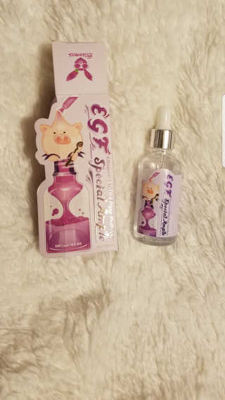엘리자베카 Elizavecca Witch Piggy Hell-pore EGF 스페셜 앰플 — 5점을 준 리뷰어가 2018년 4월 올린 사용 사진