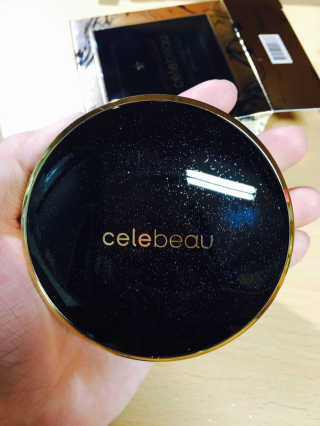 셀레뷰 블랙 세럼 팩트 — 3점을 준 리뷰어가 2017년 9월 올린 사용 사진