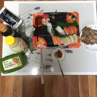 창신리빙 [프랑코 테이블] 똑똑한 정리 수납 인테리어 — 5점을 준 리뷰어가 2018년 11월 올린 사용 사진