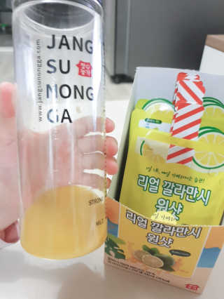 장수농가 리얼깔라만시 원샷 50ml 10팩+보틀 — 4점을 준 리뷰어가 2019년 5월 올린 사용 사진