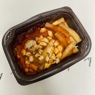 랭킹닭컴 러브잇 닭가슴살 통밀곤약떡볶이 혼합맛 5팩 — 5점을 준 리뷰어가 2019년 12월 올린 사용 사진