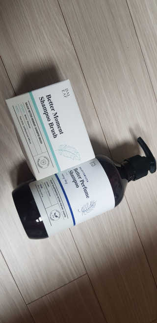 달리프 베러 퍼퓸 샴푸 1000ml 레이니데이 or 일랑로즈 — 4점을 준 리뷰어가 2020년 3월 올린 사용 사진