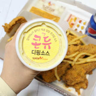 목우촌 또래오래 또래오래  콘듀치킨 — 5점을 준 리뷰어가 2019년 4월 올린 사용 사진