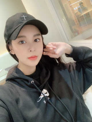 키픔 ETERNAL earcuff_이터널 이어커프 — 5점을 준 리뷰어가 2020년 1월 올린 사용 사진