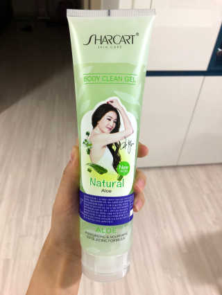 줌마들도 인정한 샤카트 페이스앤바디 필링젤 310ml — 5점을 준 리뷰어가 2018년 4월 올린 사용 사진