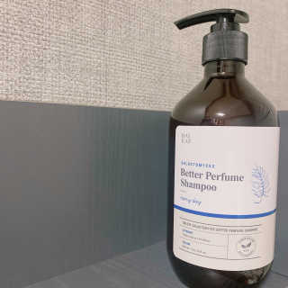 달리프 베러 퍼퓸 샴푸 1000ml 레이니데이 or 일랑로즈 — 4점을 준 리뷰어가 2020년 2월 올린 사용 사진