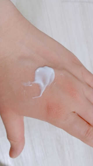 (주)에네스티 [에네스티] 수안수 물광고운 달팽이 크림 50g — 4점을 준 리뷰어가 2020년 3월 올린 사용 사진