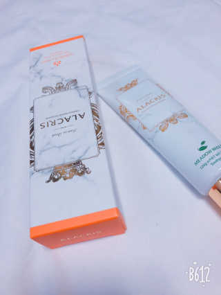 아라크리스 아라 크리스 프리미엄 내추럴 치약 — 4.5점을 준 리뷰어가 2018년 10월 올린 사용 사진