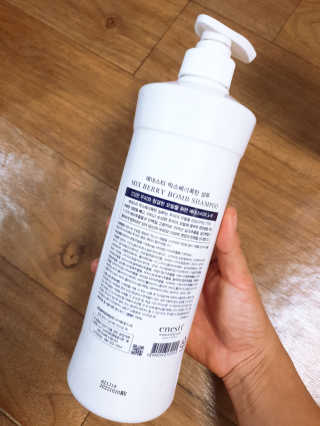 (주)에네스티 믹스베리 단백질 폭탄 샴푸 1000g — 5점을 준 리뷰어가 2019년 12월 올린 사용 사진