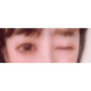 멜로멜리 매직스펠 아이섀도우 — 5점을 준 리뷰어가 2018년 11월 올린 사용 사진
