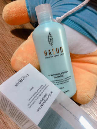 셀리본 하수오 내츄럴 프리벤션 탈모관리 샴푸 300ml — 4점을 준 리뷰어가 2019년 11월 올린 사용 사진
