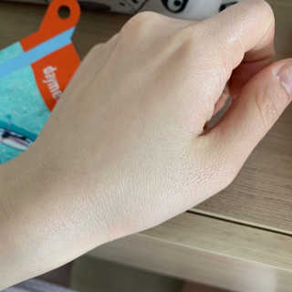 데이멜로우 아마존 빌리프 프로텍션 안디로바 선블록 — 4점을 준 리뷰어가 2019년 5월 올린 사용 사진