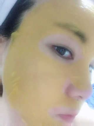 GoodDay Skincare GoodDay 강황 마스크 — 5점을 준 리뷰어가 2019년 6월 올린 사용 사진