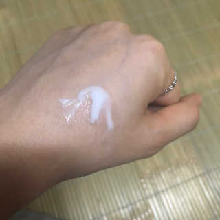 지고트 비타솔루션12 모이스처 앰플 크림 100ml — 3점을 준 리뷰어가 2019년 8월 올린 사용 사진