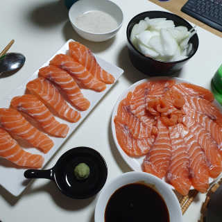 동원산업 항공직송 동원생연어 — 5점을 준 리뷰어가 2019년 7월 올린 사용 사진