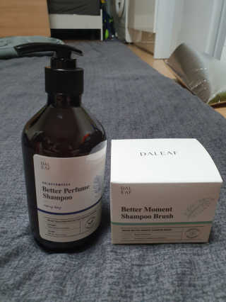 달리프 베러 퍼퓸 샴푸 1000ml 레이니데이 or 일랑로즈 — 5점을 준 리뷰어가 2020년 2월 올린 사용 사진