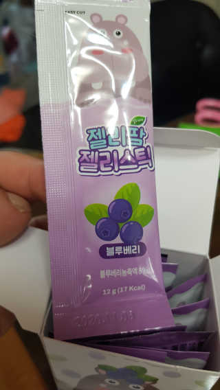얼리버드 젤리팜 젤리스틱 — 5점을 준 리뷰어가 2019년 6월 올린 사용 사진