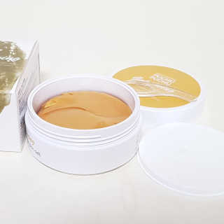 푸츄푸츄 Real repair skin cell premium patch — 4점을 준 리뷰어가 2018년 10월 올린 사용 사진