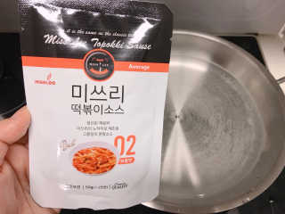 미쓰리떡볶이 just 10 min 패키지 — 5점을 준 리뷰어가 2018년 5월 올린 사용 사진