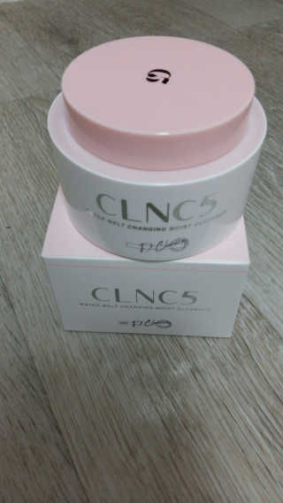 CLNC5 워터 멜트 체인징 클렌저 — 4.17점을 준 리뷰어가 2018년 8월 올린 사용 사진