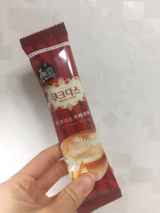 (주)쟈뎅 쟈뎅 까페모리 쿠크다스 까페라떼 — 4.67점을 준 리뷰어가 2017년 11월 올린 사용 사진