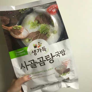 [풀무원] 사골곰탕국밥 황태해장국밥 — 4점을 준 리뷰어가 2018년 6월 올린 사용 사진
