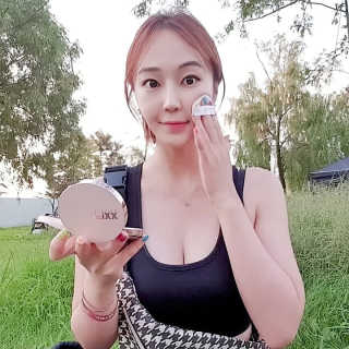 쏘내추럴 밀착 착붙 픽스쿠션 — 5점을 준 리뷰어가 2019년 8월 올린 사용 사진