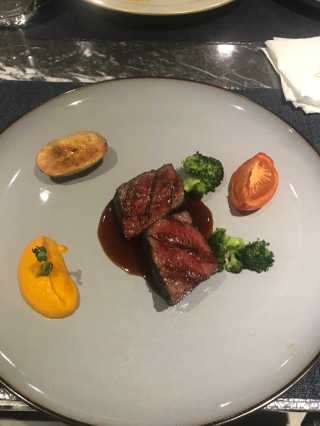 뷔페G [뷔페 G 글래드호텔 강남코엑스센터점] 2인 식사권 — 5점을 준 리뷰어가 2018년 12월 올린 사용 사진