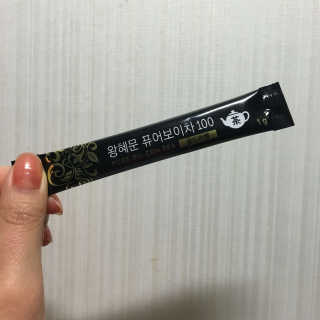 넥스트비티 왕혜문 퓨어 보이차 100 골드라벨 — 5점을 준 리뷰어가 2018년 1월 올린 사용 사진