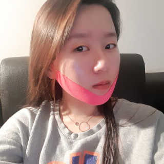 스케덤 펩타이드 리프팅밴드 — 5점을 준 리뷰어가 2019년 7월 올린 사용 사진