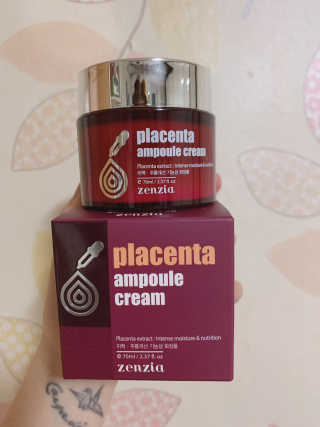 젠지아 플라센타 앰플크림 70ml — 4점을 준 리뷰어가 2019년 5월 올린 사용 사진