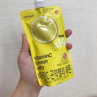 푸드마스터그룹 레모나 비타민C 곤약젤리 2종 — 3.5점을 준 리뷰어가 2019년 6월 올린 사용 사진