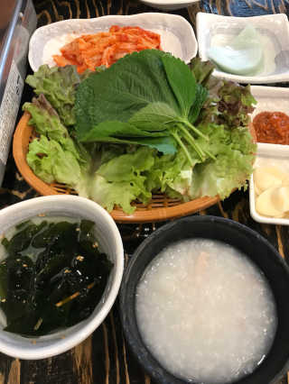 고향원조숯불닭갈비 [고향산천원조숯불닭갈비] 뼈없는 숯불닭갈비 2인세트 — 5점을 준 리뷰어가 2018년 9월 올린 사용 사진
