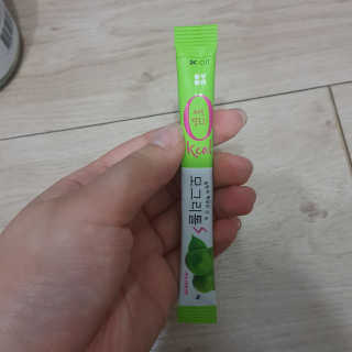 오붐주식회사 오붐 모그리톨S 60g+스틱보틀 4gx25개 — 5점을 준 리뷰어가 2017년 12월 올린 사용 사진