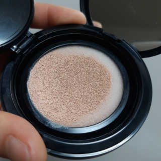 리하셀 아우라 쿠션 팩트 21호,23호 SPF50+ PA++++ — 5점을 준 리뷰어가 2019년 10월 올린 사용 사진